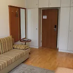Hotel Traveller