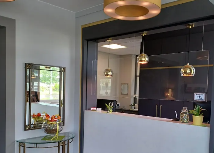 ترافيلار فندق لوبيك